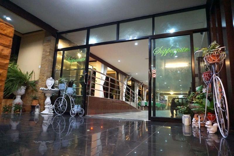 Suppamitr Villa Hotel Pattaya Exterior photo